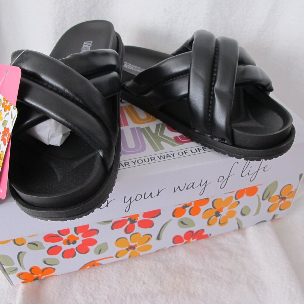 Muk Luks Tidal Wave Slide Sandals